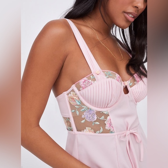 New! FOR LOVE & LEMONS Pastel Watercolor Rose Dress 45041 - Picture 4 of 14